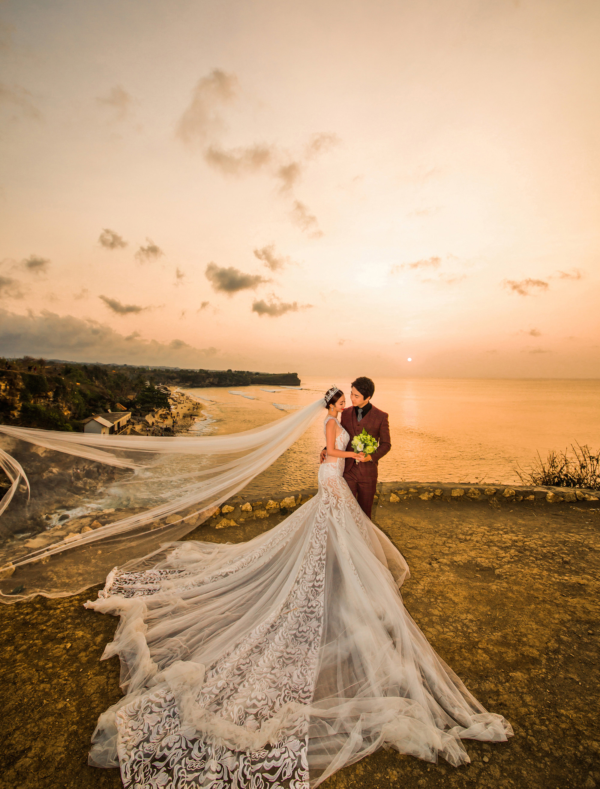 拍婚纱照8月去哪里最好