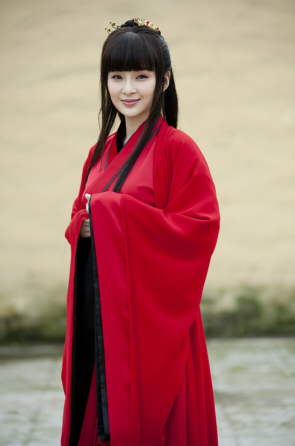 百家姓龙族的后裔演员定妆照
